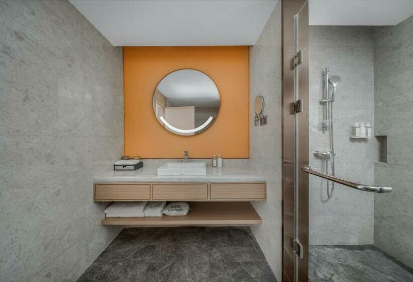 اتاق استاندارد, Holiday Inn Luzhou Longjian By Ihg