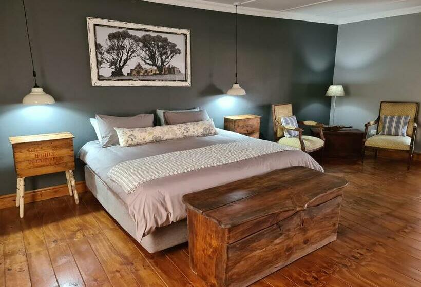 Номер Стандарт с Балконом, Avondrust Guest House