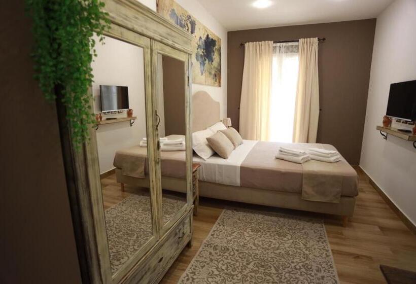 غرفة قياسية مزوَّدة بتراس, B&b Sant Agata Patrona