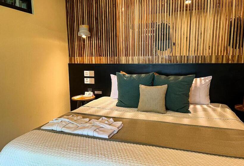 اتاق استاندارد با تخت بزرگ, Awa Beach