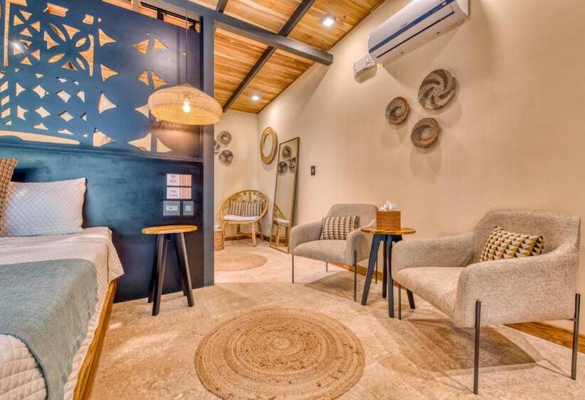 اتاق استاندارد با تخت بزرگ, Awa Beach