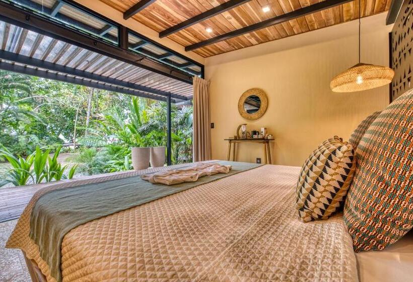 اتاق استاندارد با تخت بزرگ, Awa Beach