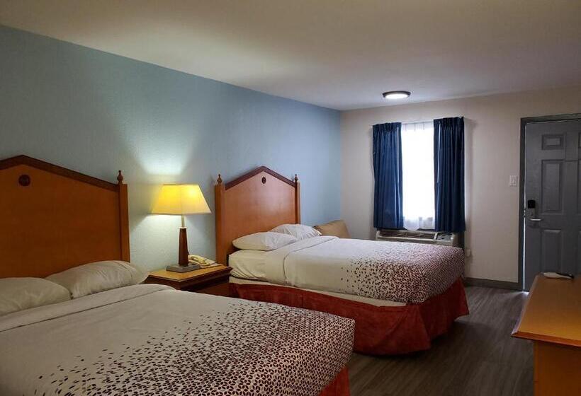 Номер Стандарт 2 Двуспальные Кровати, Travel Inn