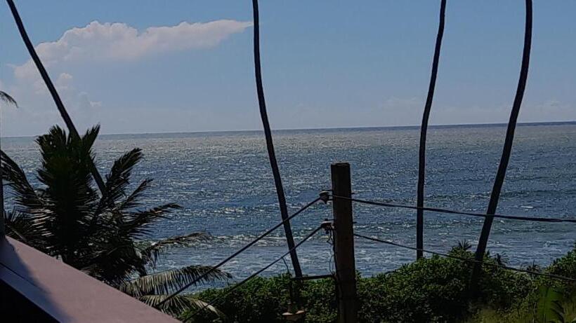 استودیوی استاندارد با چشم‌انداز دریا, The Ocean Villa