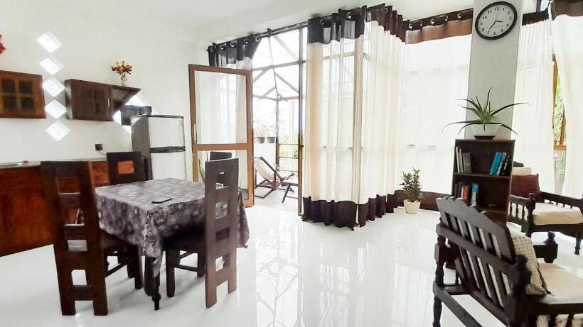 آپارتمان 1 خوابه با چشم‌انداز دریا, The Ocean Villa