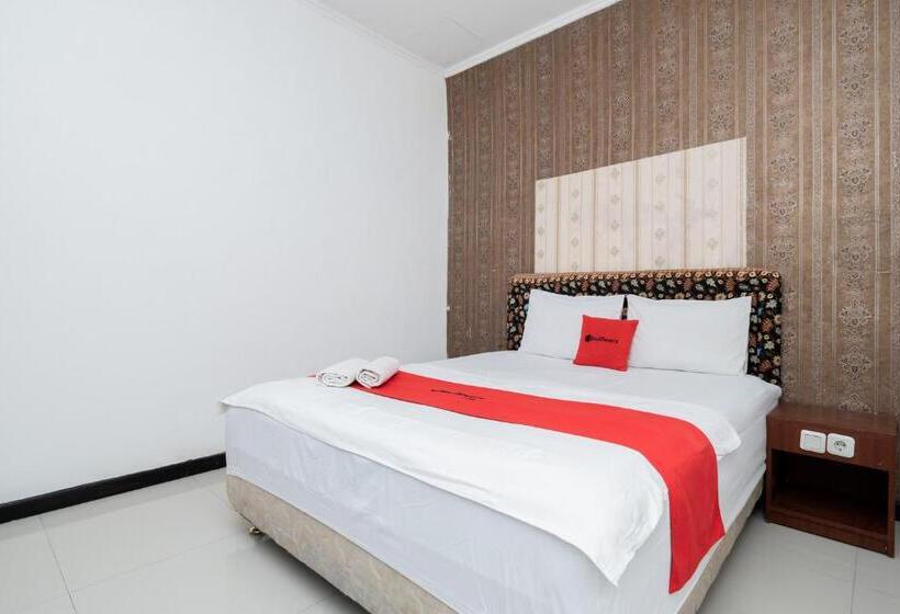 Номер Стандарт, Reddoorz Near Bukit Darmo Golf