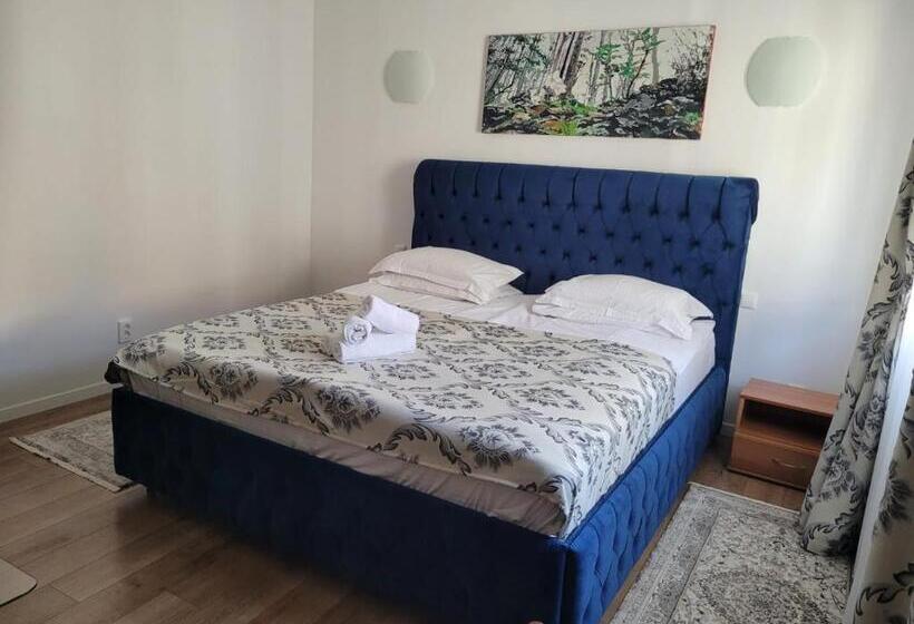 اتاق استاندارد سه نفره, Pension Tui