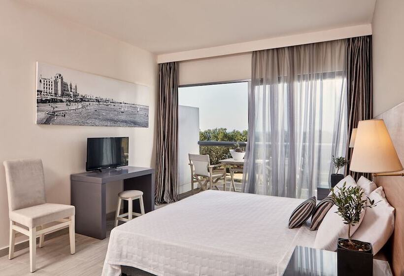 سوئیت با چشم‌انداز, All Senses Ocean Blue Sea Side Resort  All Inclusive