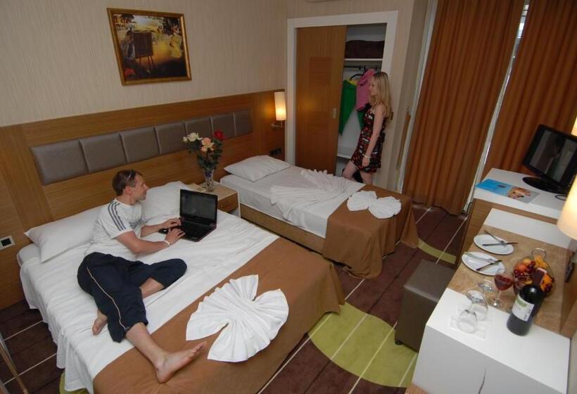 Номер Стандарт Трехместный, Oba Star Hotel   Ultra All Inclusive