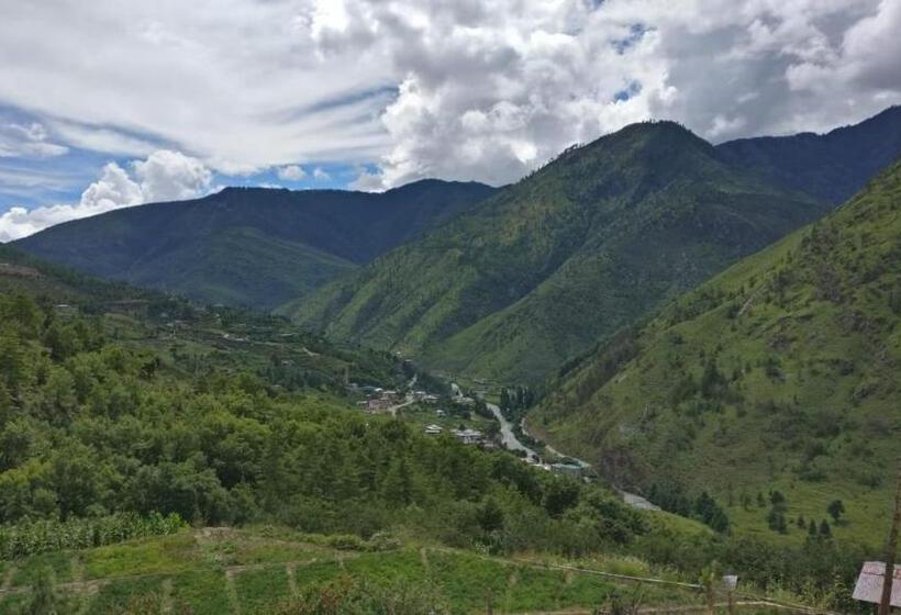 سوییت, The Postcard Dewa, Thimphu, Bhutan