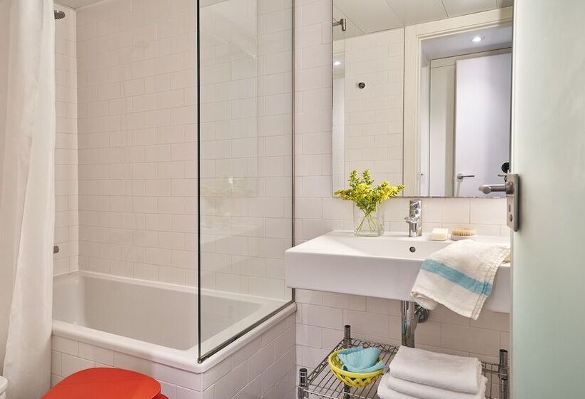 Апартаменты Премиум 1 Спальня, Lugaris Beach Apartments