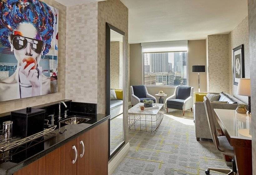 Executive Suite, Renaissance Atlanta Midtown
