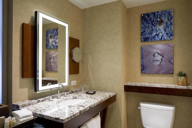 Deluxe Kamer met Kingsize Bed, Renaissance Atlanta Midtown
