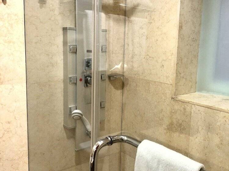 سوییت, The Eldon Luxury Suites
