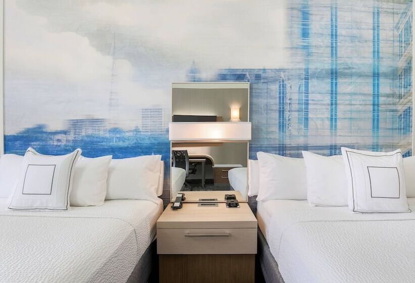 سوییت, Courtyard By Marriott Pittsburgh Downtown