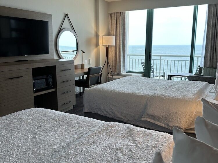 اتاق استاندارد با چشم‌انداز دریا, Hampton Inn Virginia Beachoceanfront South