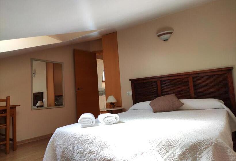 1 Bedroom Penthouse Apartment, Balcón De San Bartolo