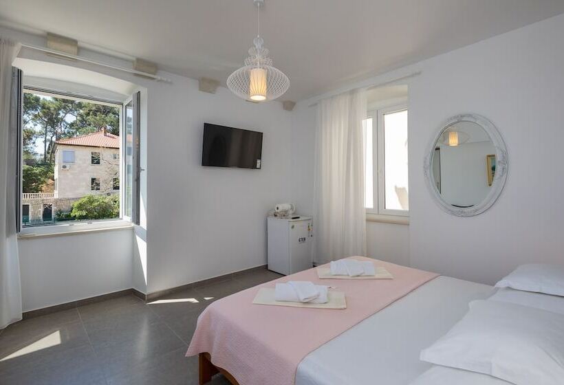 דירת קומפורט חדר שינה 1, Guest House Libertas