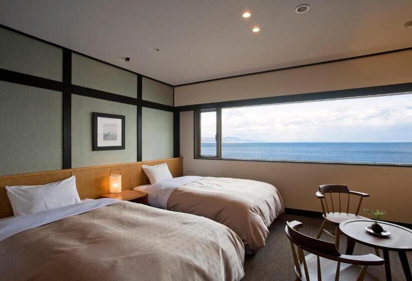 اتاق خانوادگی با چشم‌انداز دریا, Awaji International Hotel The Sunplaza