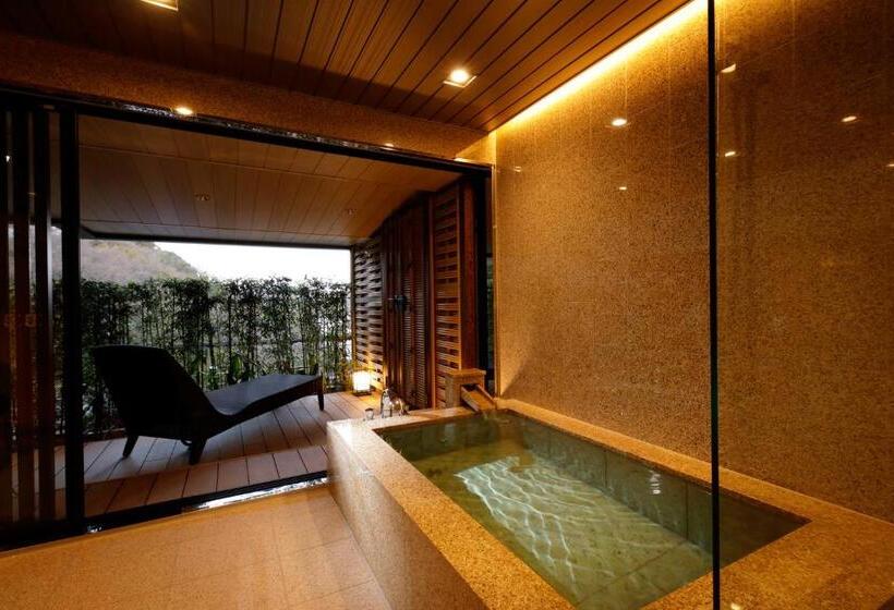 جناح رئاسى, Kinzan
