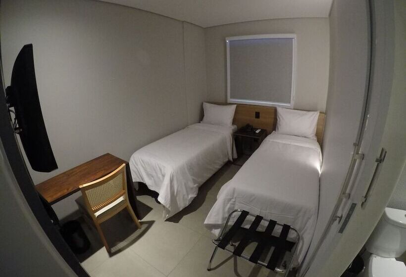 Номер Стандарт, La Hotel Votuporanga