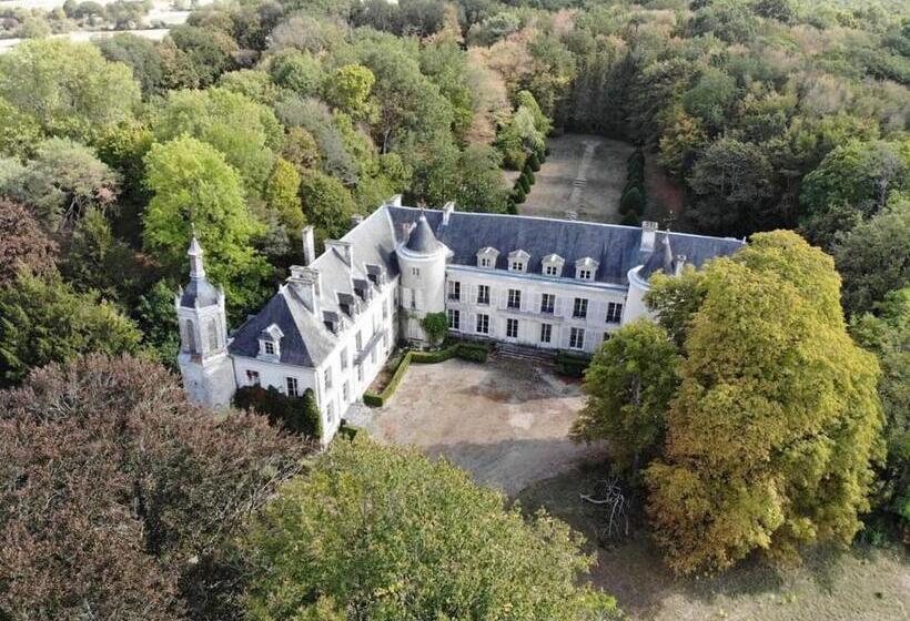 Семейный Номер, Les écolodges Du Château De Charnizay