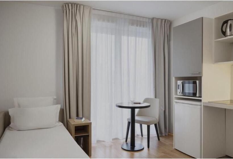 Студия Стандарт, Sejours & Affaires Paris Bagnolet