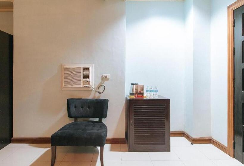 Люкс, Holiday Plaza Hotel Tuguegarao City