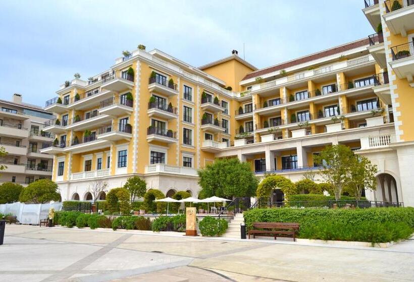 اتاق لوکس, Tivat Apartments
