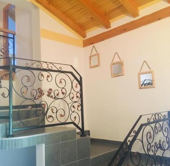 اتاق استاندارد چهار تخته, Omladinski Hotel Rostovo