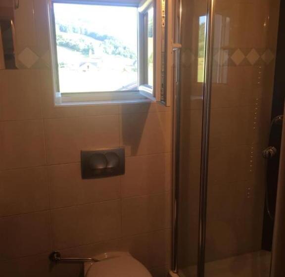 اتاق استاندارد, Omladinski Hotel Rostovo