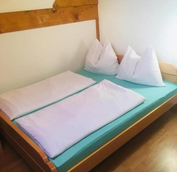 اتاق استاندارد, Omladinski Hotel Rostovo