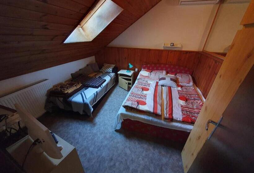 آپارتمان 1 خوابه, Pereszlényi Vendégház