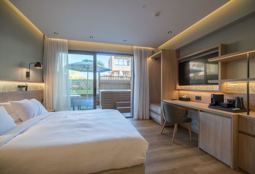 Классический Номер Вид на Сад, Senseana Sea Side Resort & Aquadventure