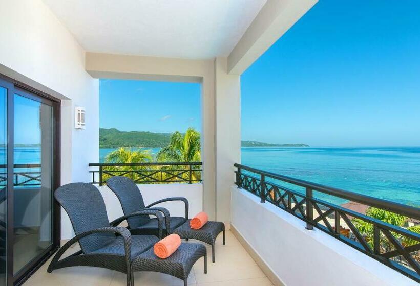 سوئیت مستر با چشم‌انداز دریا, Secrets Wild Orchid