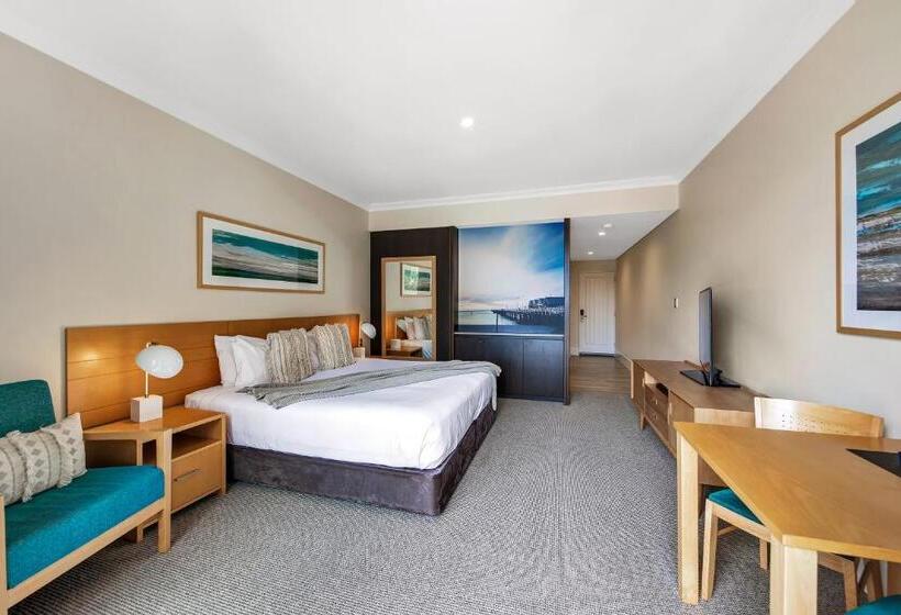 스탠다드 스튜디오, The Sebel Busselton