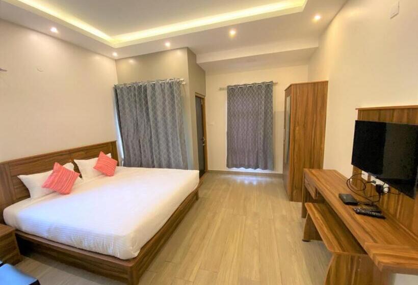 اتاق لوکس, Avalon Stays  Ooty