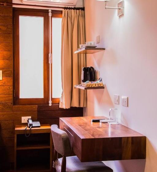Quarto Superior, Cuatro Pinos