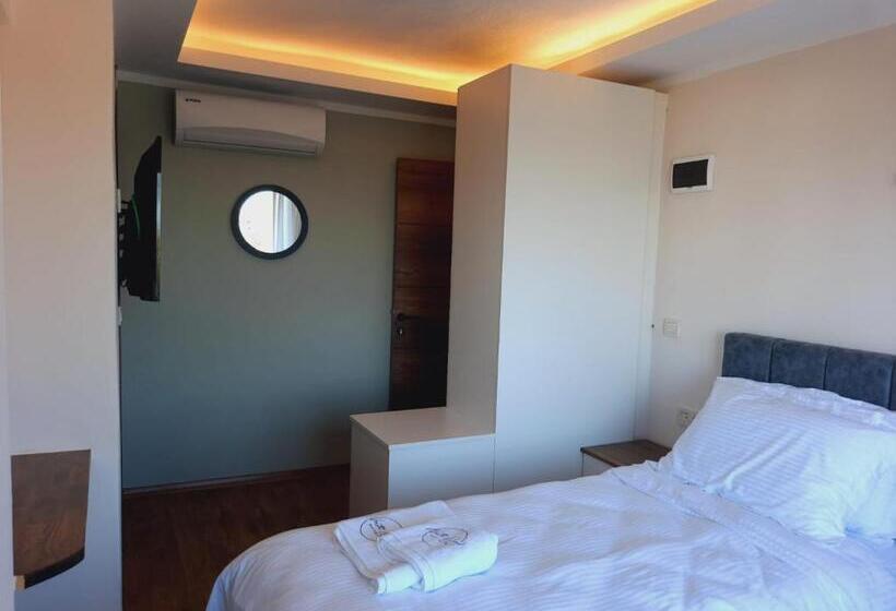 Номер Deluxe Вид на Море, North Wind Hotels   Karaburun