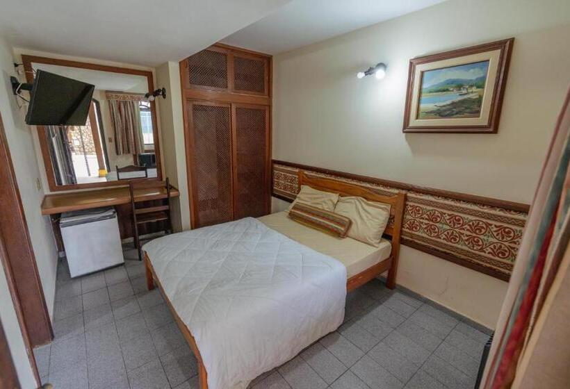 Quarto Estandar, Pousada Recanto De Itacuruca