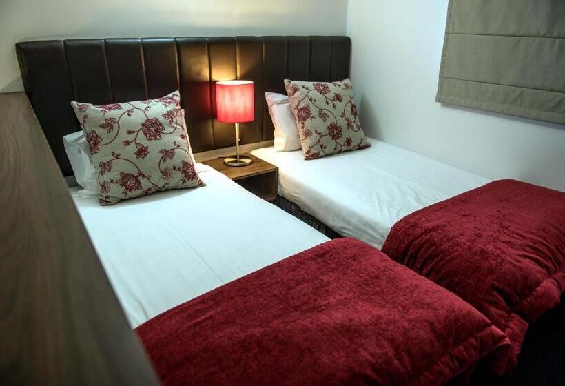 اتاق استاندارد چهار تخته, The Park Hotel Ruapehu