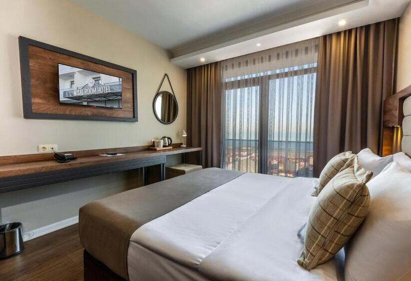 اتاق لوکس با چشم‌انداز دریا, Misal Hotel Trabzon
