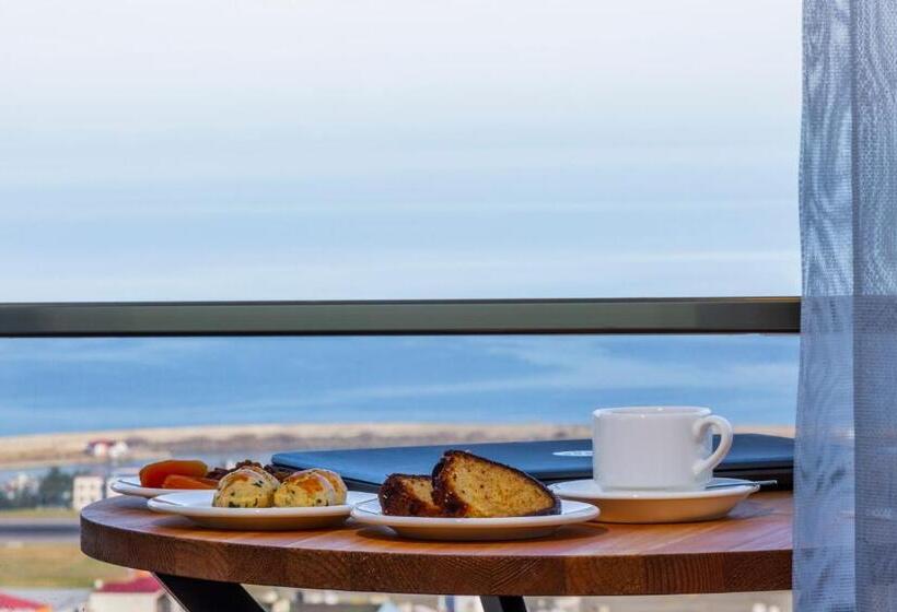 اتاق لوکس با چشم‌انداز دریا, Misal Hotel Trabzon