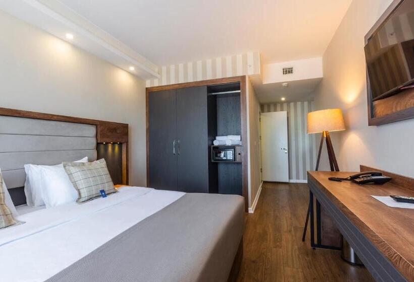 سوییت سوپریور با چشم‌انداز دریا, Misal Hotel Trabzon