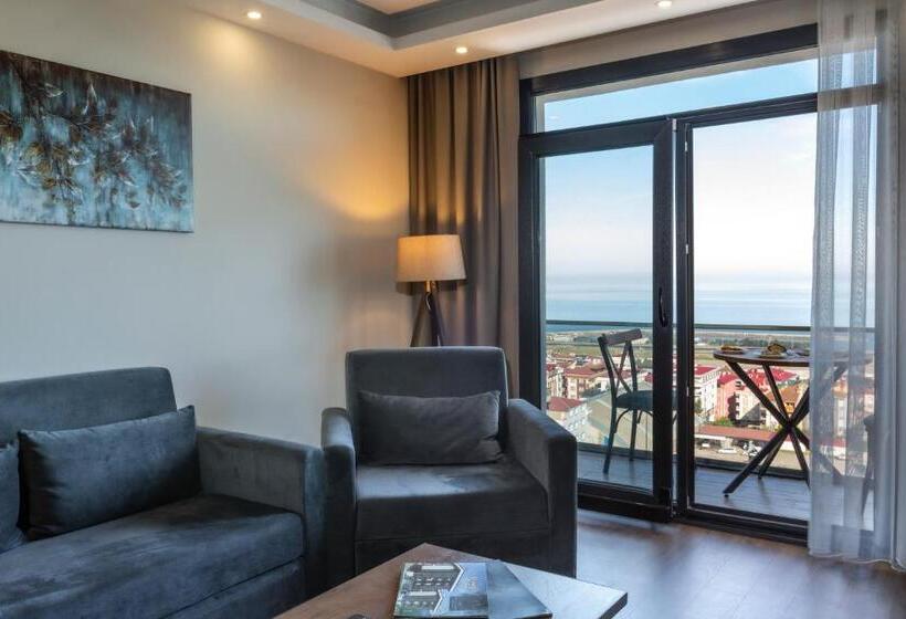 سوییت سوپریور با چشم‌انداز دریا, Misal Hotel Trabzon