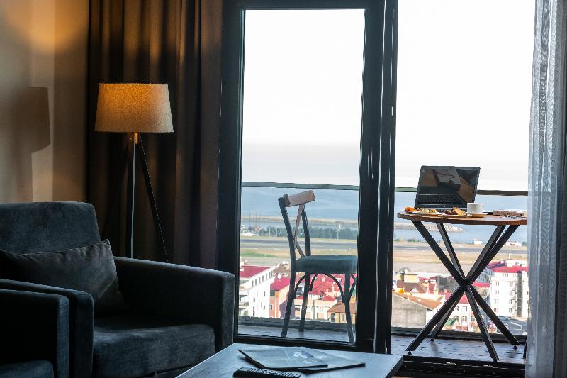 سوییت سوپریور با چشم‌انداز دریا, Misal Hotel Trabzon