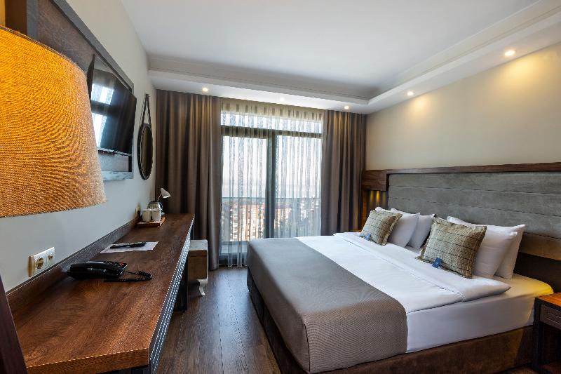سوییت سوپریور با چشم‌انداز دریا, Misal Hotel Trabzon