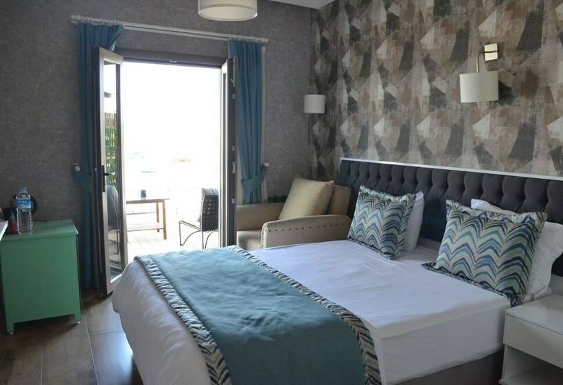 اتاق استاندارد با تخت دوبل و چشمانداز دریا, Capa Butik Otel