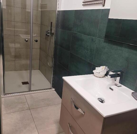 Triple Room Sea View, Miramare