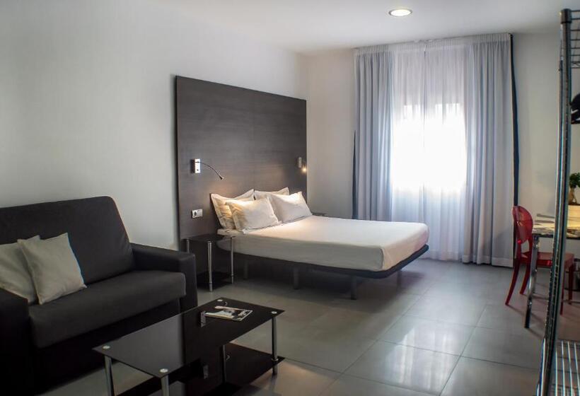 Номер Стандарт, Quart Youth Hostel & Apartments